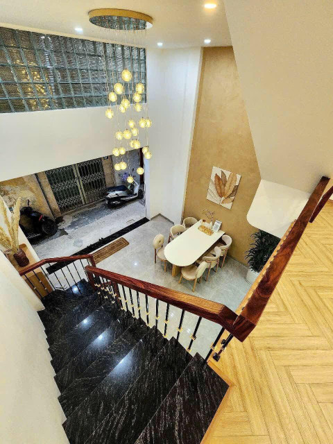 Bán nhà riêng lô góc, full nội thất, phố Bạch Mai, Hai Bà Trưng, 38m2 5T, 8.2 tỷ