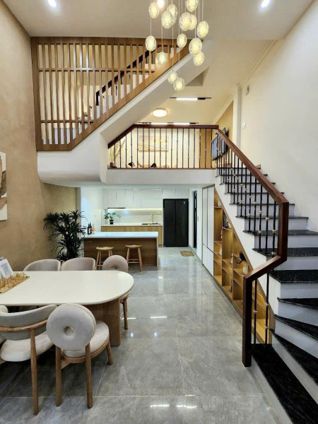 SIÊU PHẨM NHÀ ĐẸP PHỐ BẠCH MAI - 5 TẦNG LÔ GÓC, FULL NỘI THẤT, 30M RA PHỐ - GIÁ 8 TỶ