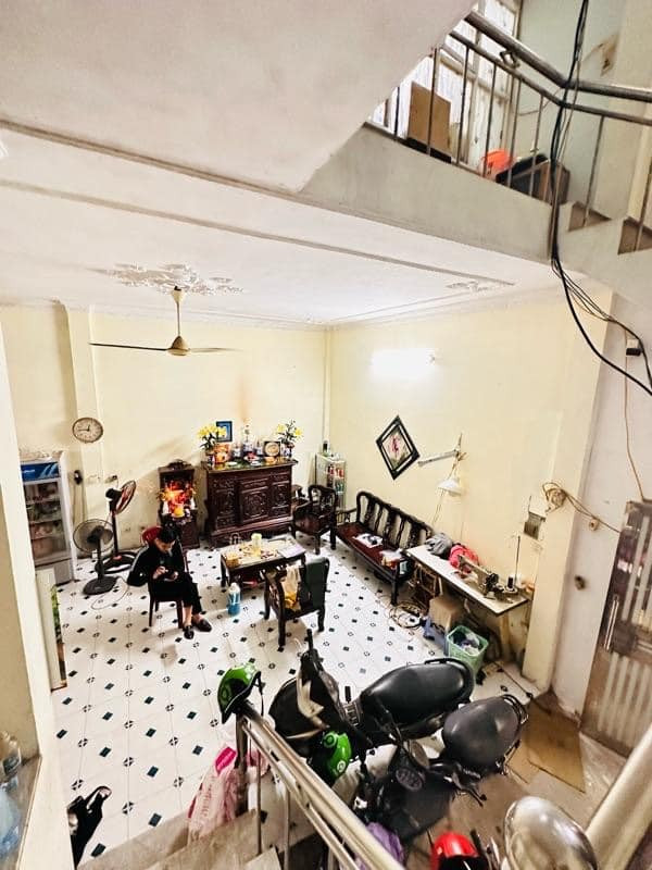 BÁN NHÀ mặt NGÕ QUỲNH - HAI BÀ TRƯNG - mặt tiền 6m, KD