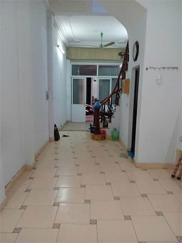 NHÀ MÌNH CẦN BÁN GẤP NHÀ Ở NGÕ 105 BẠCH MAI 15,9 TỈ