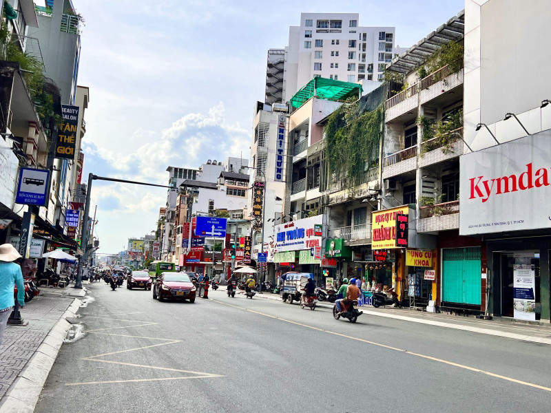 *+ Bán nhà Lô Góc , 2 MT Bàn Cờ P3 Q3 -Ngang Hiếm 4.7m 5Tầng 5PN, Hơn 23Tỷ