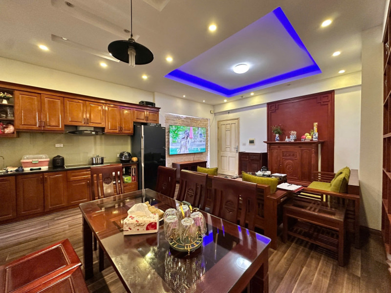 Bán căn hộ chung cư Khu đô thị Linh Đàm, Hoàng Mai, nhà đẹp 3 ngủ, 2vs, nội thất xịn