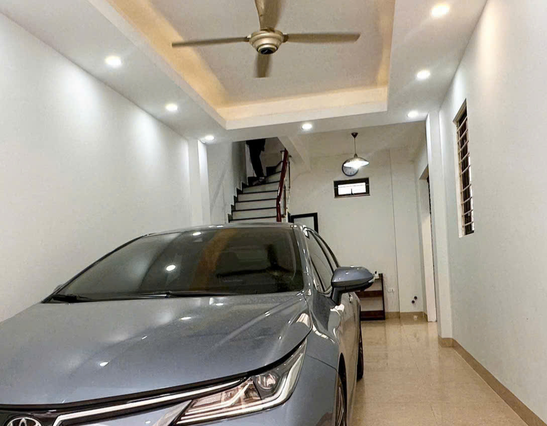 BÁN NHÀ DÂN XÂY BÁT KHỐI – 5TẦNG - NGÕ RỘNG - GARA - NHỈNH 6 TỶ

*