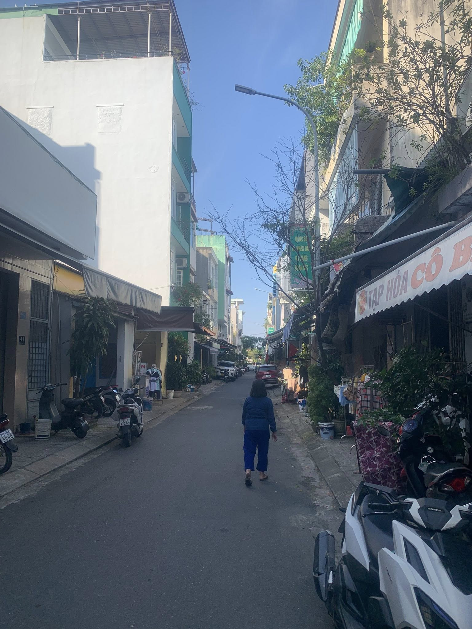 Bán nhà 3 tầng đường Bàu Hạc 8 song song với Hàm Nghi khu trung tâm gần Sân Bay