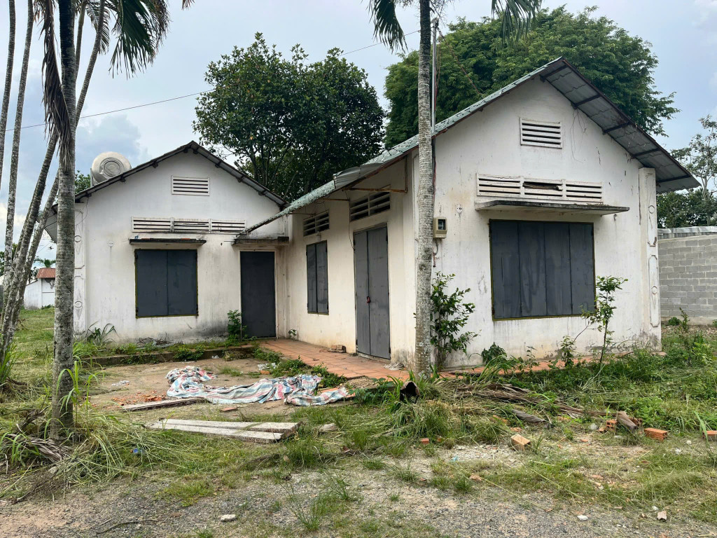 Chính Chủ Bán đất 2160m² ngang 25m giá 10 tỷ Xã Nhuận Đức