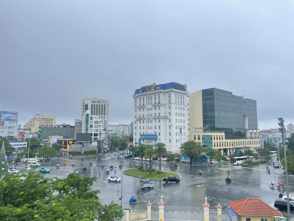 🏢 BÁN TÒA NHÀ 7 TẦNG – MẶT TIỀN BẾN NGHÉ, HUẾ  VỊ TRÍ KIM CƯƠNG