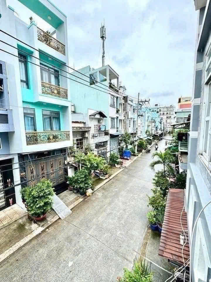 NHÀ 3 TẦNG- ĐƯỜNG NHỰA 10 MÉT- NỐI DÀI NGUYỄN VĂN LUÔNG - PHÚ ĐỊNH - QUẬN 8 ( 4 x 14 ) 57M2 , NHỈNH 5.tỷ THƯƠNG LƯỢNG