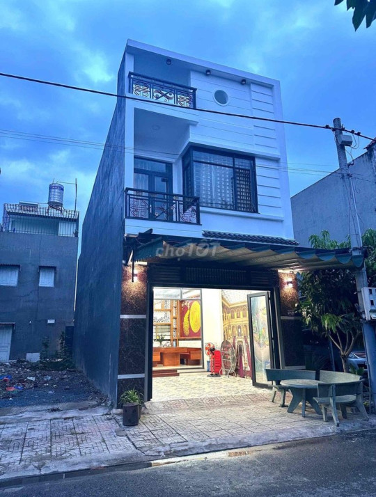 Nhà bình Chuẩn 17  hướng Tây Bắc