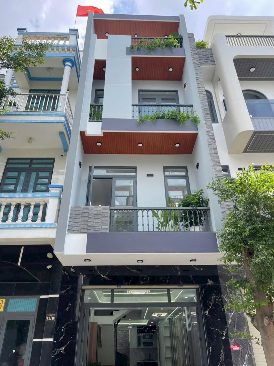 NHÀ PHỐ MỚI 4pn Mẫu Hiện Đại - An Phú Hồ Chí Minh