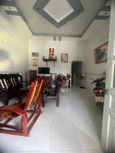 BÁN ĐẤT TẶNG NHÀ CẤP 4 - An Phú -Tp Hồ Chí Minh