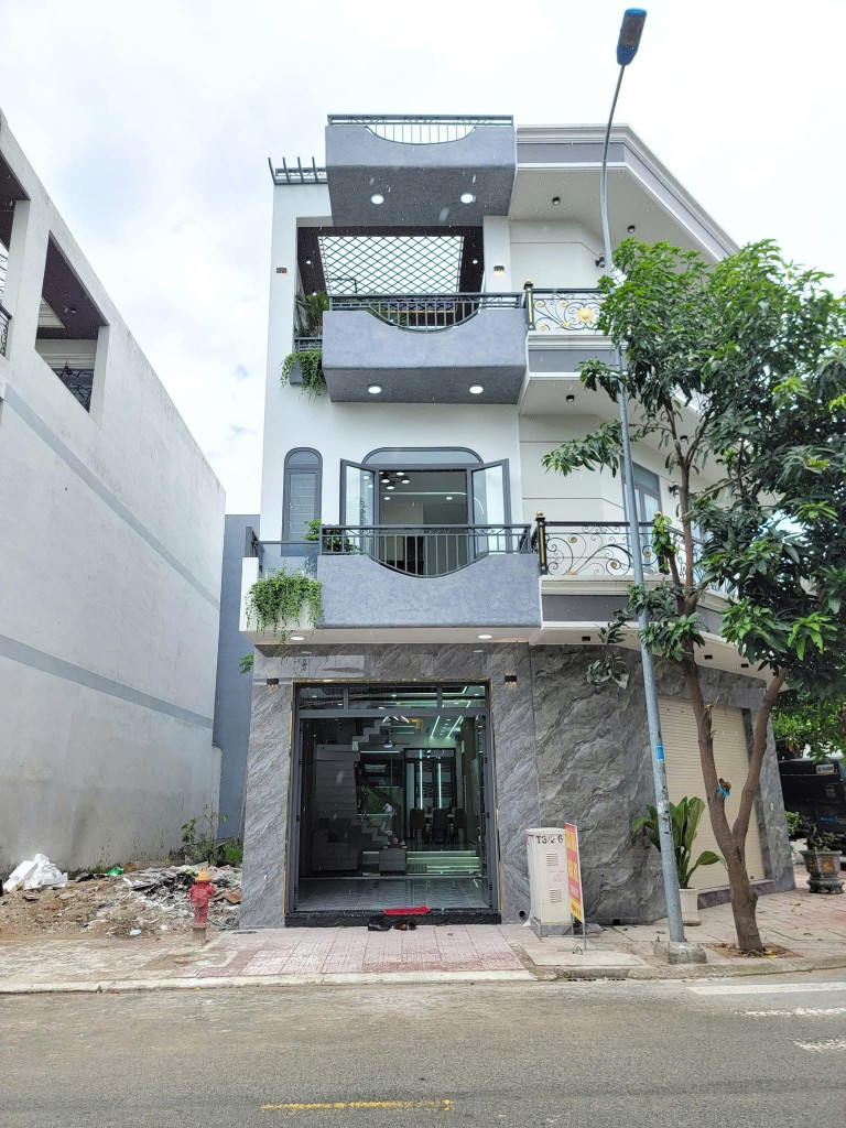 Nhà Phố Ngay Ngã Tư Uỷ Ban P. Bình Chuẩn Tp Thuận An