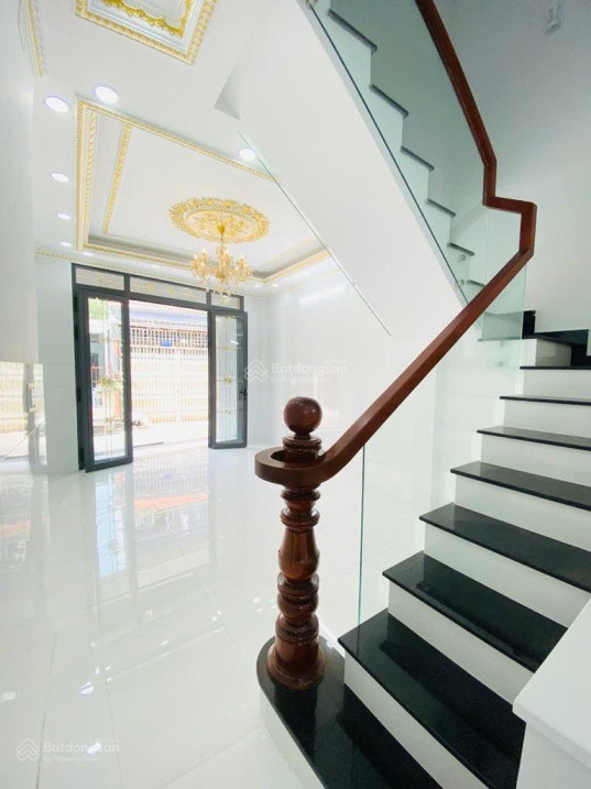 BÁN NHÀ C.H.Ỉ 5.4 TỶ SIÊU PHẨM 5 TẦNG 6PN GẦN CHỢ VẠN NGUYÊN - BÌNH ĐÔNG , Q.8.