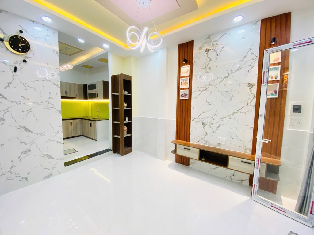 Nhà mới sạch đẹp Bình Đông P.15 Q.8 – 2 tầng 35m²  2PN 2WC Ban Công– Gần cầu số 2 – Nhỉnh 3 Tỷ