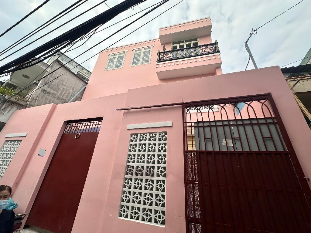 CHỦ BÁN GẤP, LƯU HỬU PHƯỚC P15Q8 CHỈ 4.1 TỶ DT 78M2 NGANG 6 X 10M, NHÀ 3 TẦNG ĐẸP.