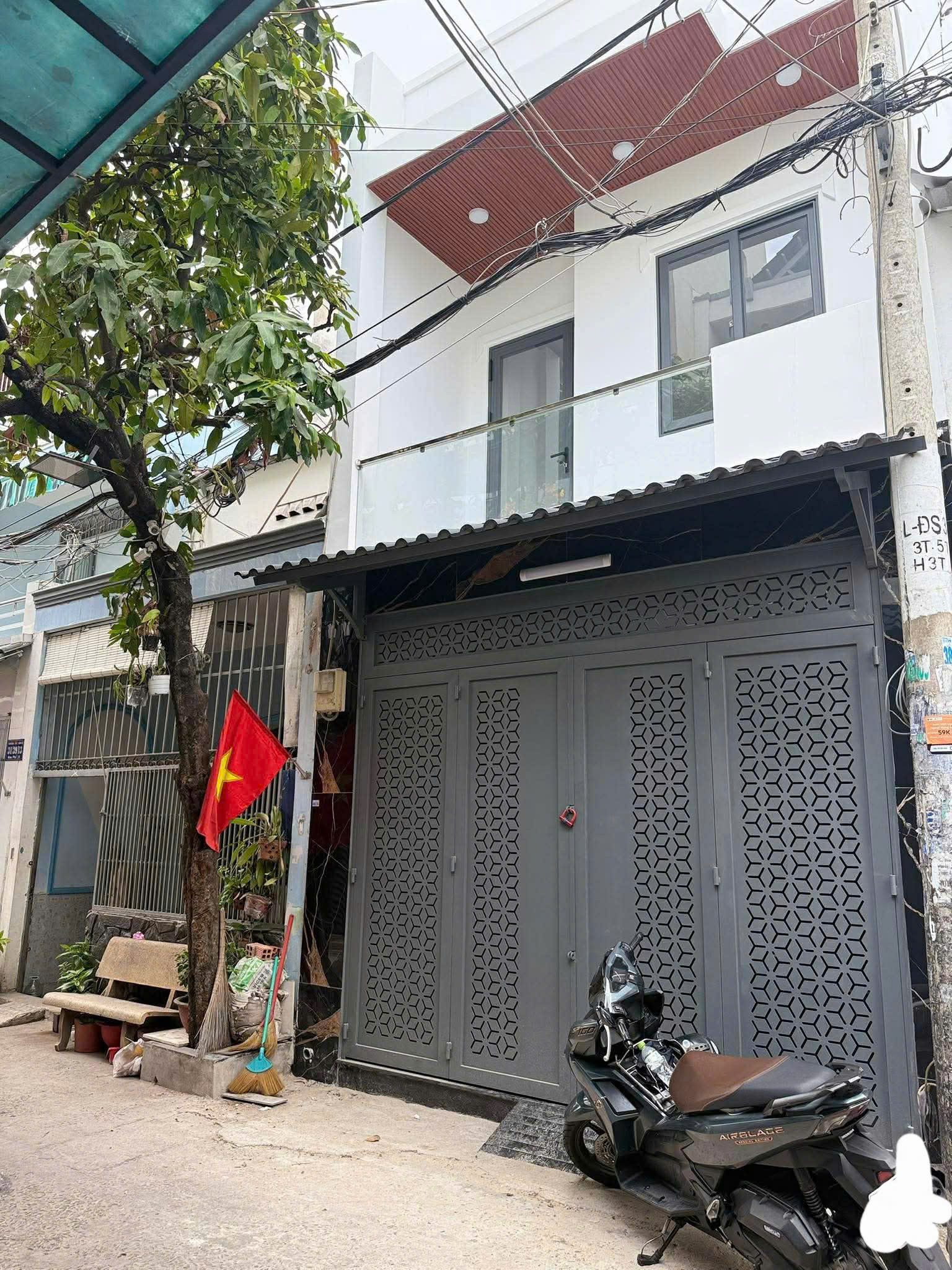 SIÊU PHẨM NHÀ MỚI VỊ TRÍ ĐẸP BÌNH LONG - NGUYỄN SƠN, DT 54M2 VUÔNG VỨC, NHỈNH 5 TỶ