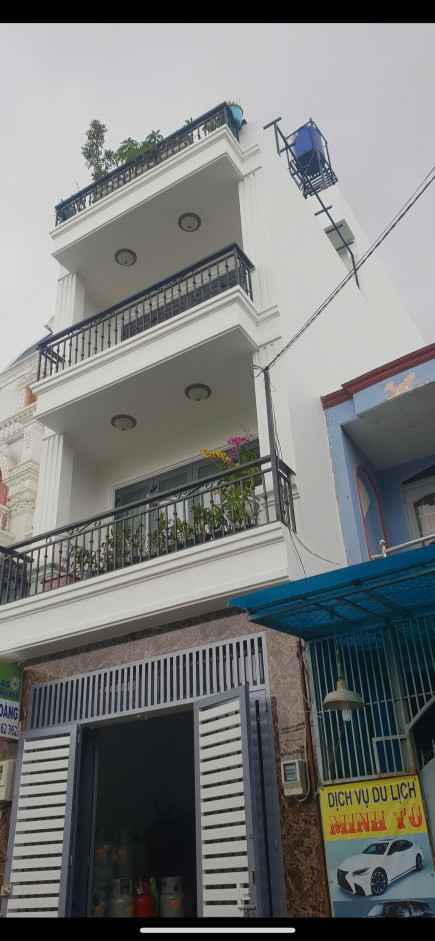 HIẾM CÓ – CÓ 1 KHÔNG 2] DIỆN TÍCH 4x18M VUÔNG VỨC – 4 TẦNG ĐẸP – HẺM NHỰA 8M – GIÁ CHỈ 7.9 TỶ