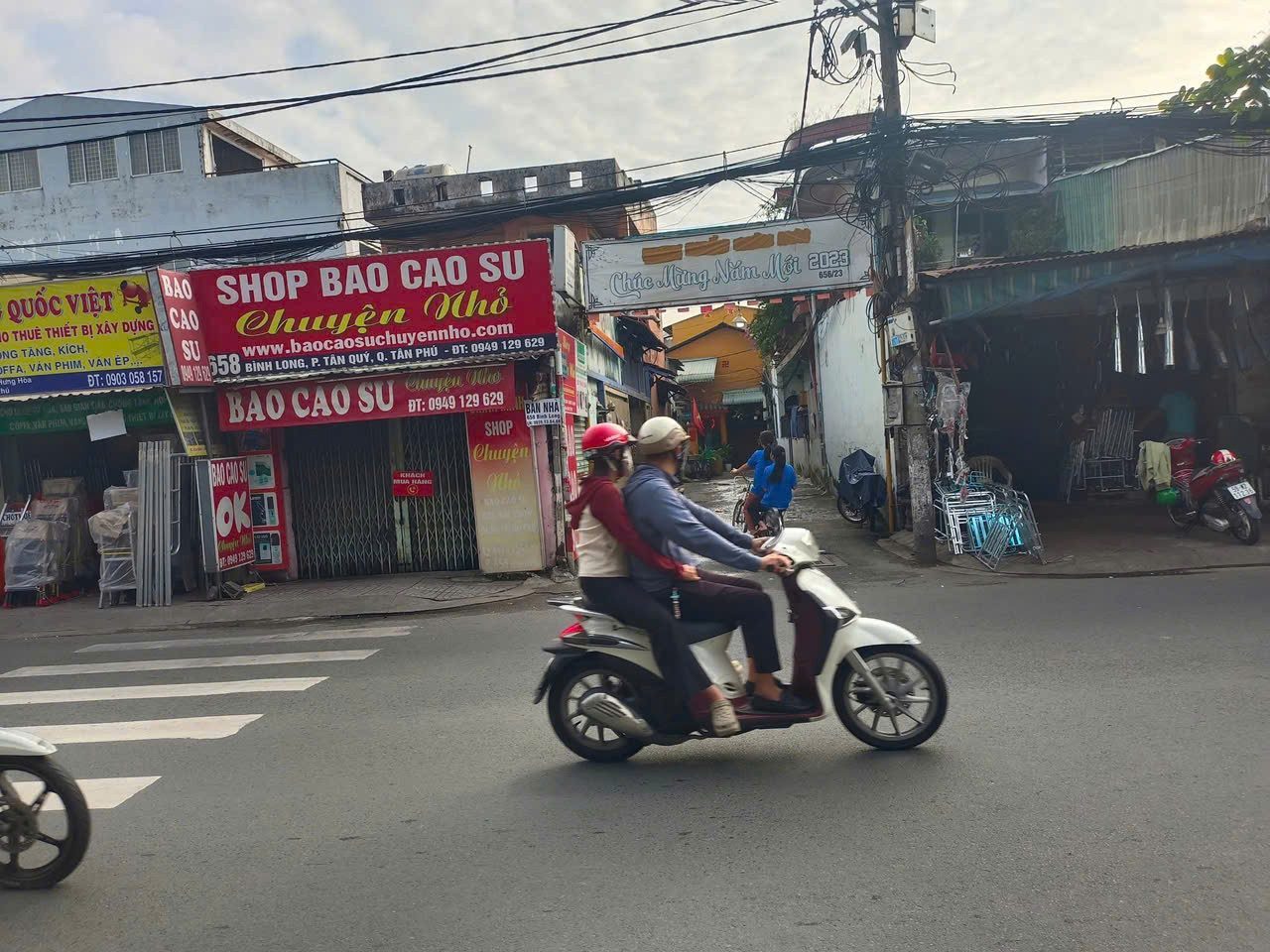 BĐS mang lại dòng tiền tốt - Bán nhà mặt tiền khủng ngang 7,3m đường Bình Long