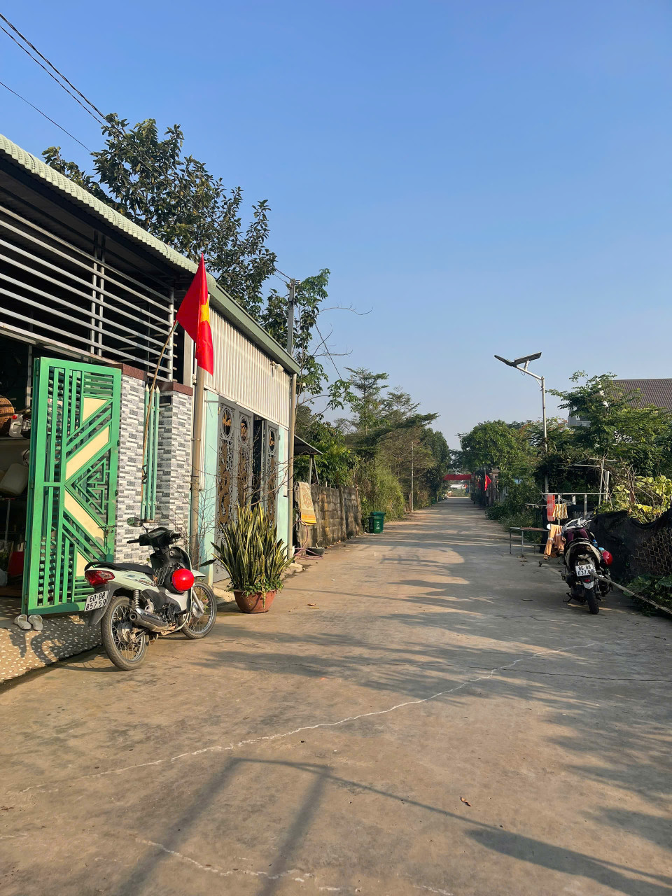 Bán gấp đất thổ cư 82m² cách mặt tiền Đại lộ Đông Tây 50m giá chỉ 950 triệu