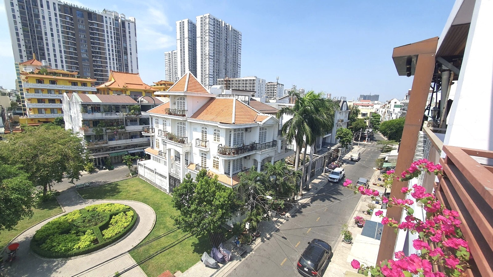 Bán nhà mặt phố quận 6 - View công viên thoáng mát thịnh vượng 14,2 tỷ