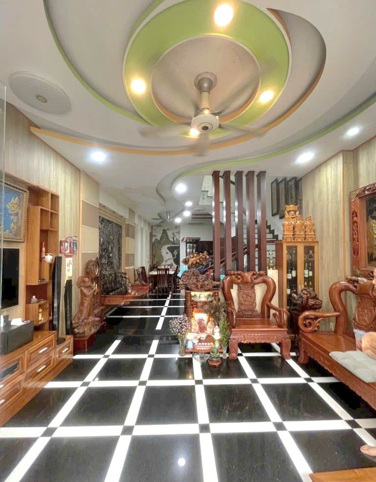 BÁN NHÀ ĐẸP SÁT BÌN.H THÀNH - ÔTÔ VÀO NHÀ NGỦ - 4PN - ( 5X15M )