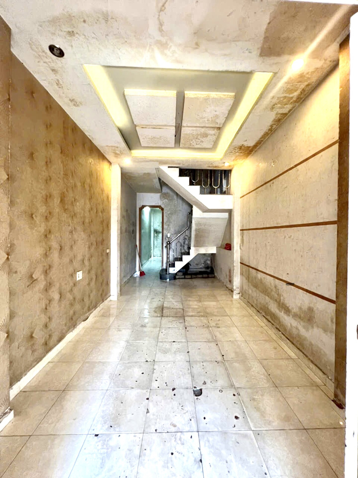 Chỉnh Nhỉnh 5 Tỷ Sở Hữu Nhà 66m2,Bình Tiên,Quận 6,Hẻm Xe Tải,3 Tầng Kiêng Cố(QS58)