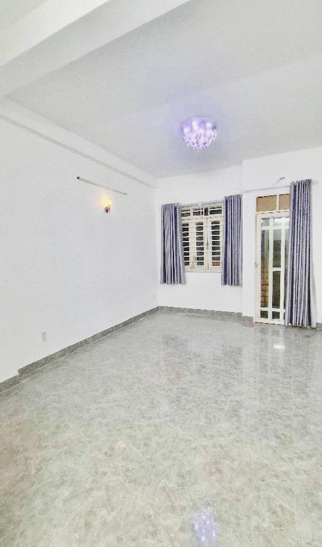 Nhà Bình Tiên Q6-Hẻm Xe Hơi-DT 48M2-Nhỉnh 5 Tỏi.