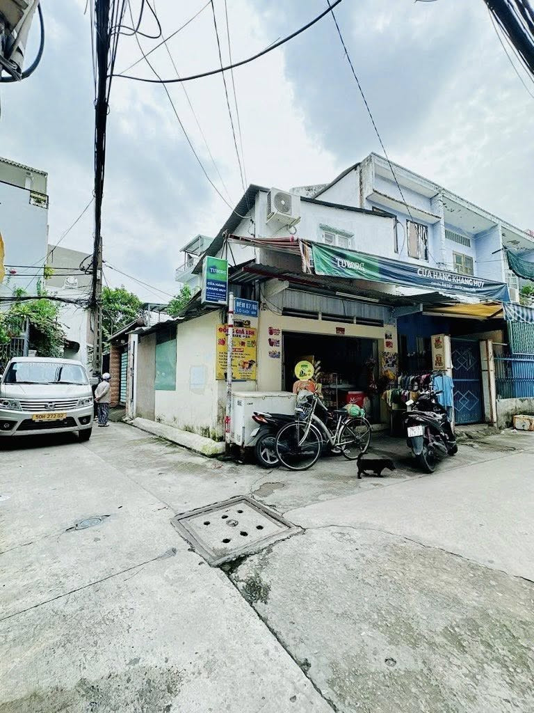 CANH AEON  - HXH - LÔ GÓC - DÒNG TIỀN 20TR - 2 TẦNG 77M NGANG 6 NHỈNH 5