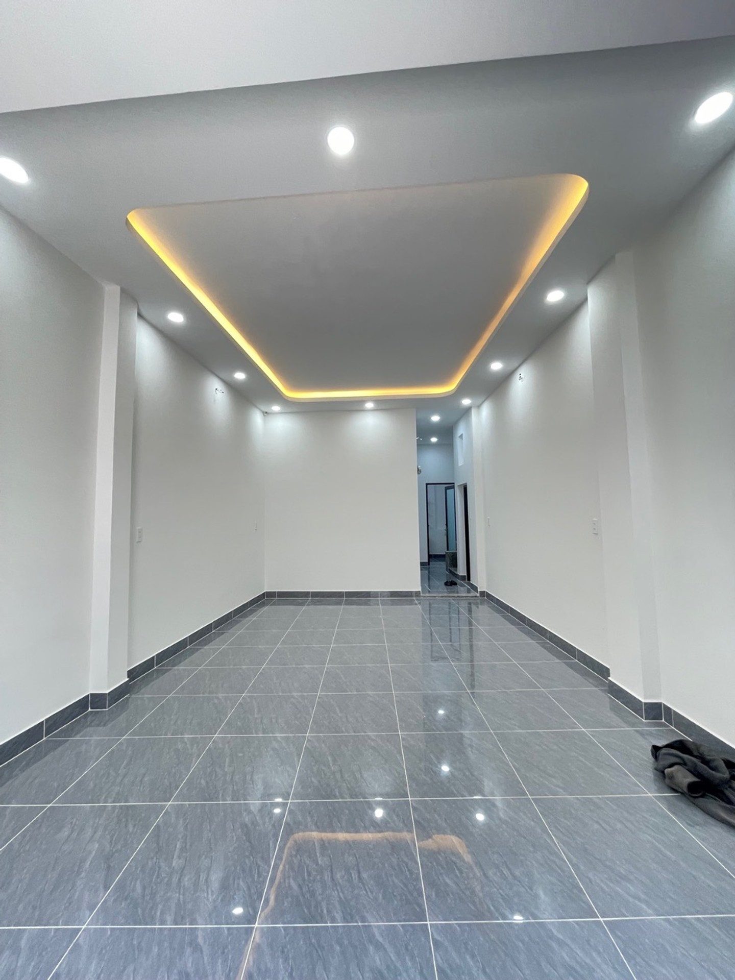 CHDV gần AEON TP, 80m2, 4 tầng, 10 phòng full NT, dòng tiền 50-60tr/tháng, 9.2 tỷ TL