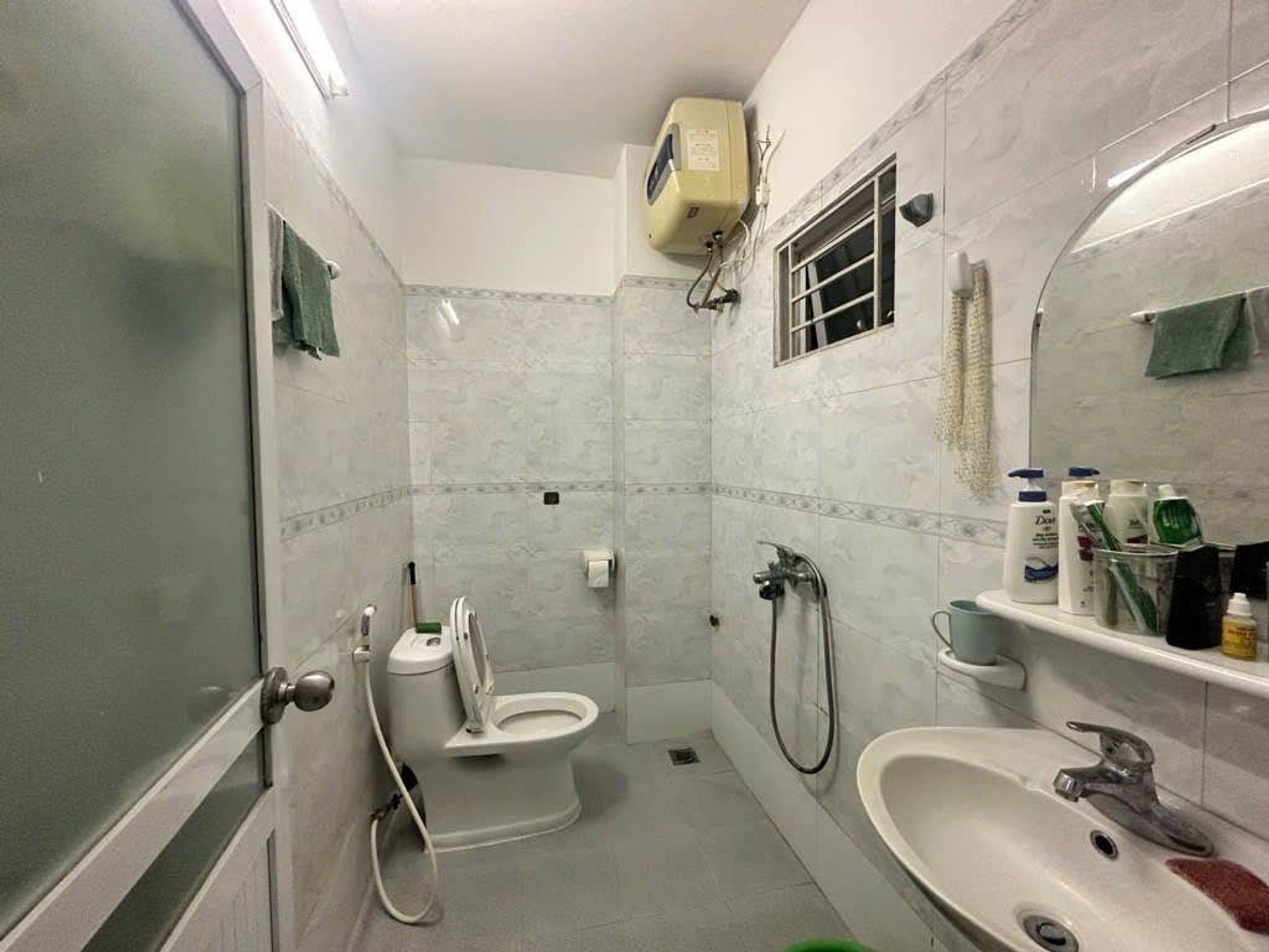 Bán Nhà riêng 45m² thổ cư 45m² giá 13.5 tỷ tại Đường Bồ Đề Phường Bồ Đề Hà Nội