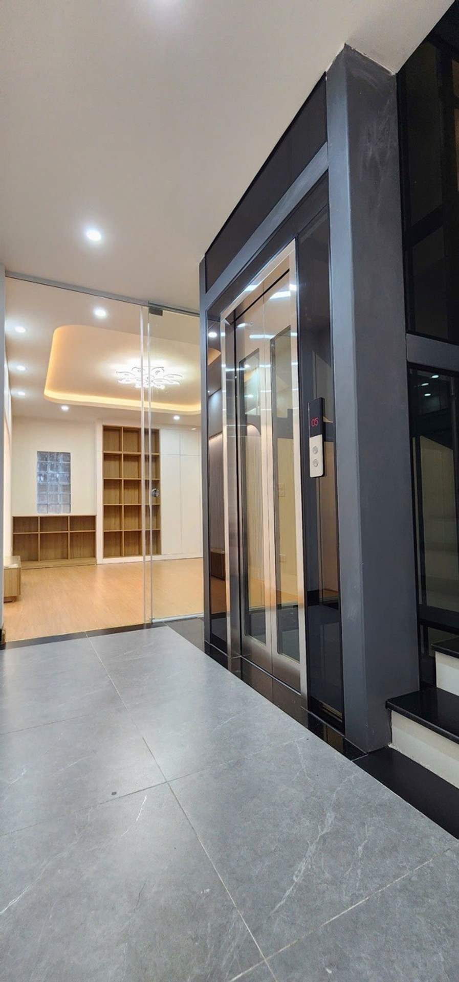 Bán Nhà riêng 72m² thổ cư 72m² giá 20.9 tỷ tại Đường Bồ Đề Phường Bồ Đề Hà Nội