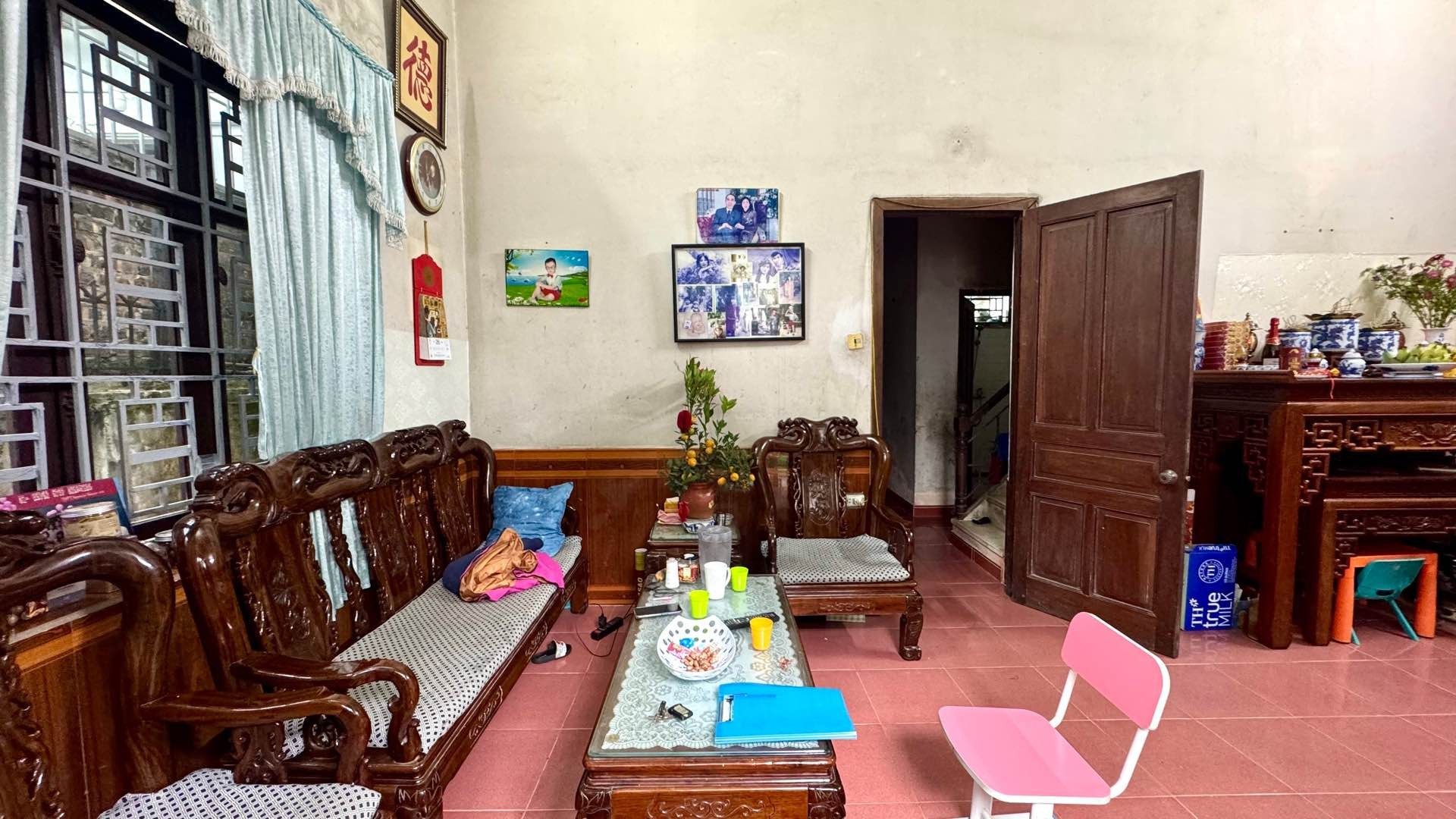 Bán Nhà riêng 125m² thổ cư 120m² giá 32.4 tỷ tại Đường Bồ Đề Phường Bồ Đề Hà Nội