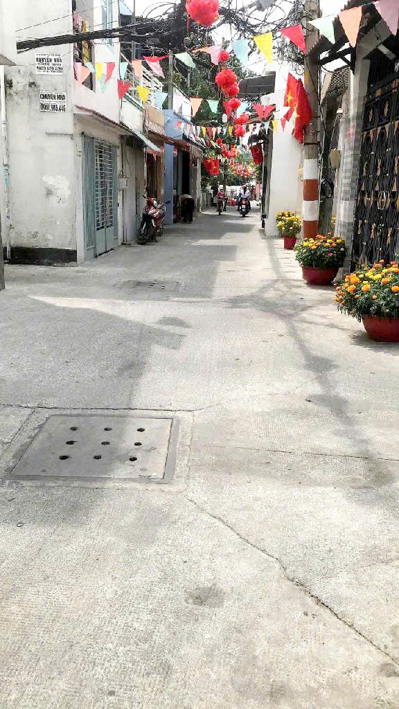BÁN NHÀ CẤP 4 NGAY BÔNG SAO  P.5-Q.8 – 118m2  ngang 4.6m – NHỈNH 4 TỶ.Lh: 0939345129