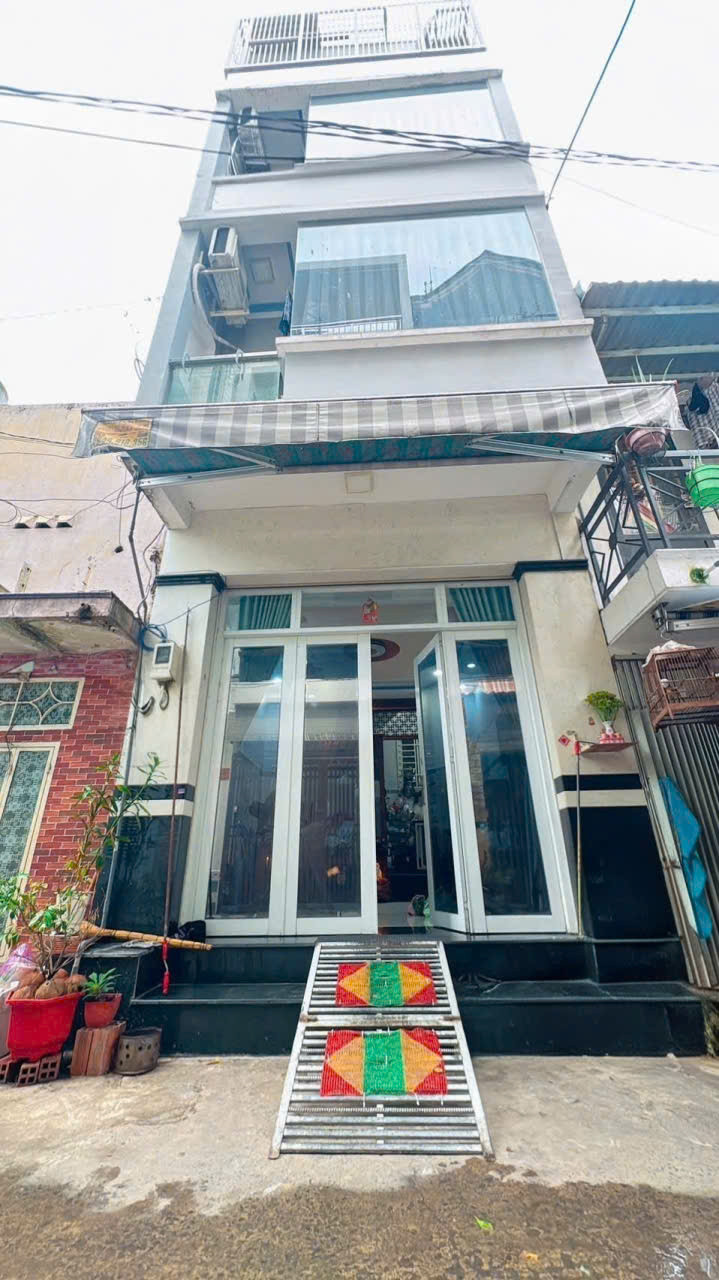 NHÀ ĐẸP HẺM 258 BÔNG SAO, SÁT MẶT TIỀN ĐƯỜNG LỚN, GẦN CÔNG VIÊN, KHU CAO CẤP, DÂN TRÍ CAO