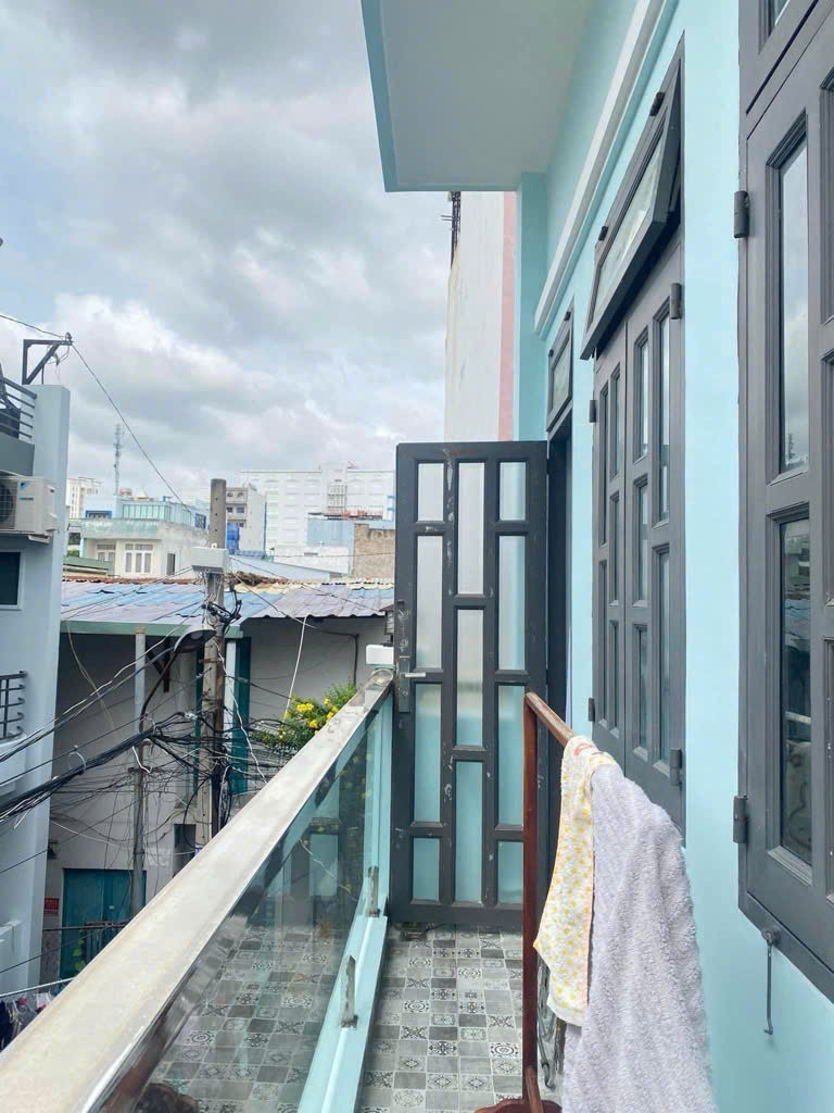 Giảm mạnh 200tr giá chào mới 3.3 tỷ bán gấp. NHÀ NHỎ ĐỦ CÔNG NĂNG GIÁ TỐT.