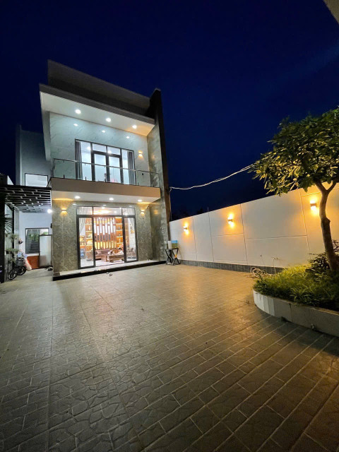 Nhà mê hẻm Bùi Dự