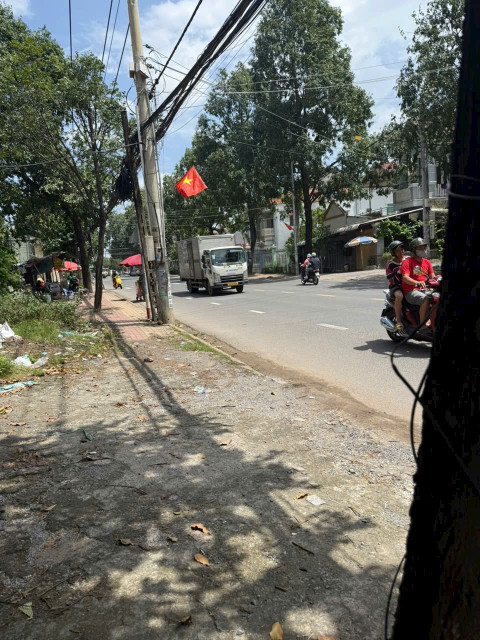 Bán Nhà Xưởng  Đất Sạch Không Quy Hoạch, Đang Cho Thuê 40Triệu/Tháng
