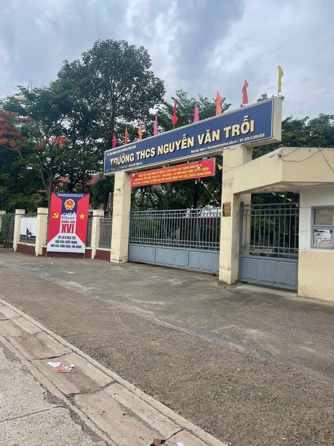 BÁN ĐẤT NHÀ VƯỜN TÂN VẠN – VỊ TRÍ ĐẸP, CƠ HỘI HIẾM .Đất rộng – thế đẹp – thích hợp xây biệt thự. 1000m2