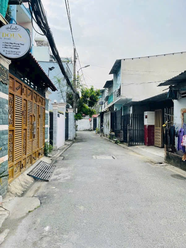 LÊN SÓNG CĂN SIÊU PHẨM ĐÚC 4 TẤM HẺM XE HƠI 🏘️Vị trí : Bùi Quang Là - P12 - Gò Vấp