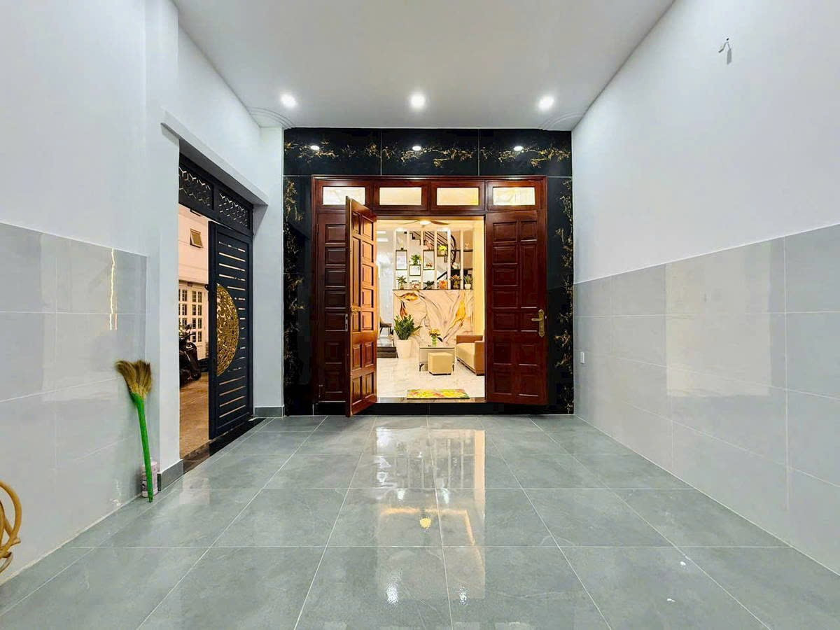 Nhà 4 tầng hẻm xe tải Bùi Quang Là – 64m² – 6PN – 8.38 tỷ TL – Ở và làm VP cực tiện
