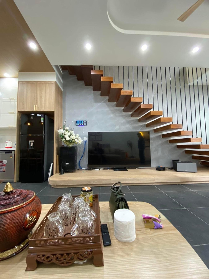 **Bán nhà hẻm Bùi Thị Xuân, phường 5, Tân Bình; (4x22) 2 tầng - nhỉnh 7 tỷ
