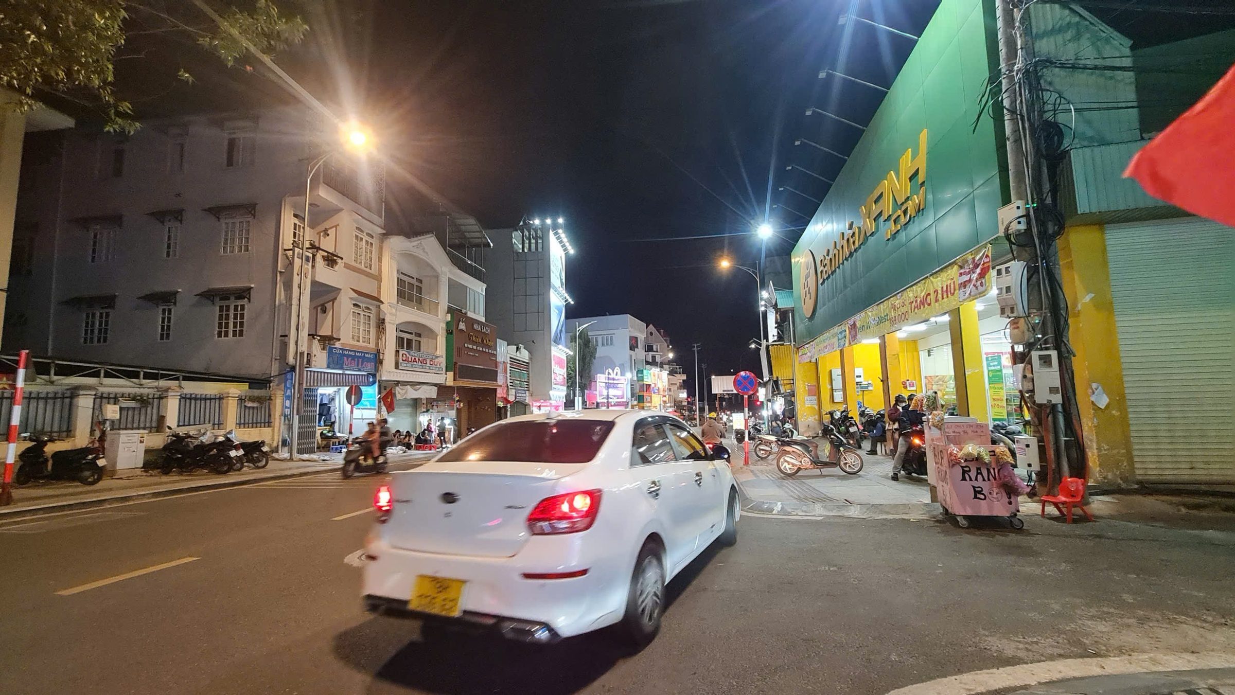Bám Nhà Ngay Trường Đại Học Đà Lạt