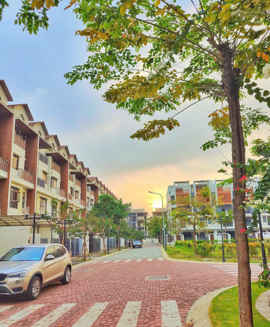 Gia chủ đi nước ngoài bán nhà LK 1 trệt 3 lầu Midori Park
