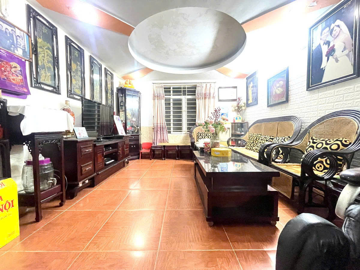 Bán nhà Bùi Xương Trạch ngõ ô tô tránhm đỗ cửa cả ngày  DT: 48m, 5 tầng chào giá 12,6 tỷ