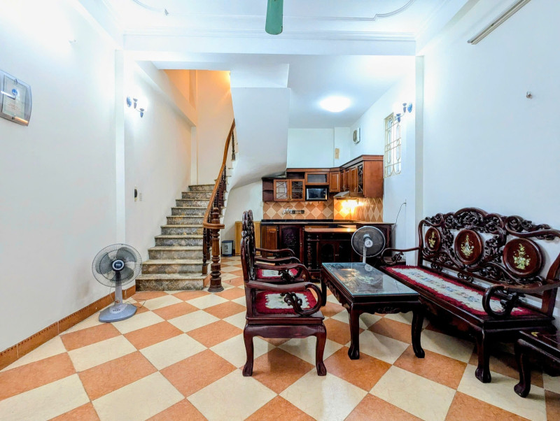 Bán nhà Bùi Xương Trạch (Thanh Xuân) 30m, 4 tầng, mt 4.5m, giá 6.85 tỷ