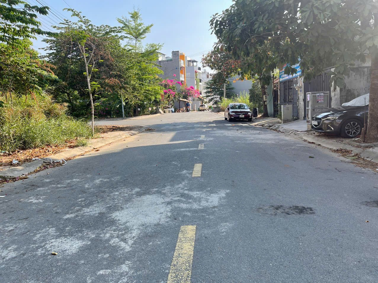 Bán lô góc 2Mt hẻm 68 Bưng Ông Thoàn. Phú Hữu