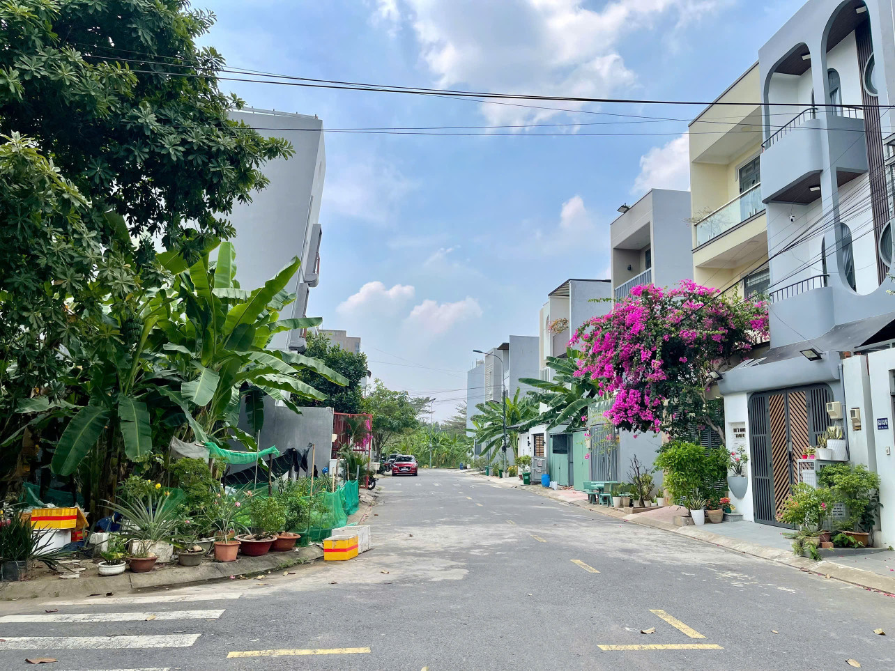 Bán lô góc siu đẹp giá tốt . Hẻm 68 bưng ông Thoàn