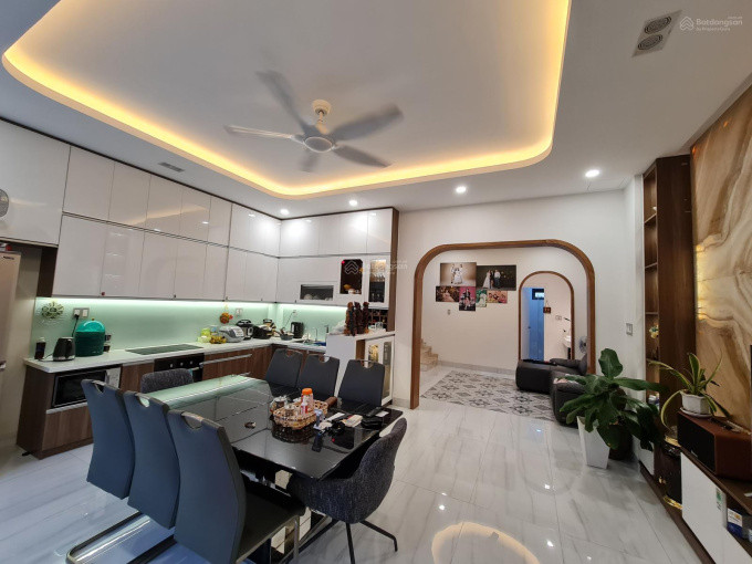 Bán NR 3PN, 4WC tại 101 Bưng Ông Thoàn, giá ưu đãi 4.8tỷ, 94m2