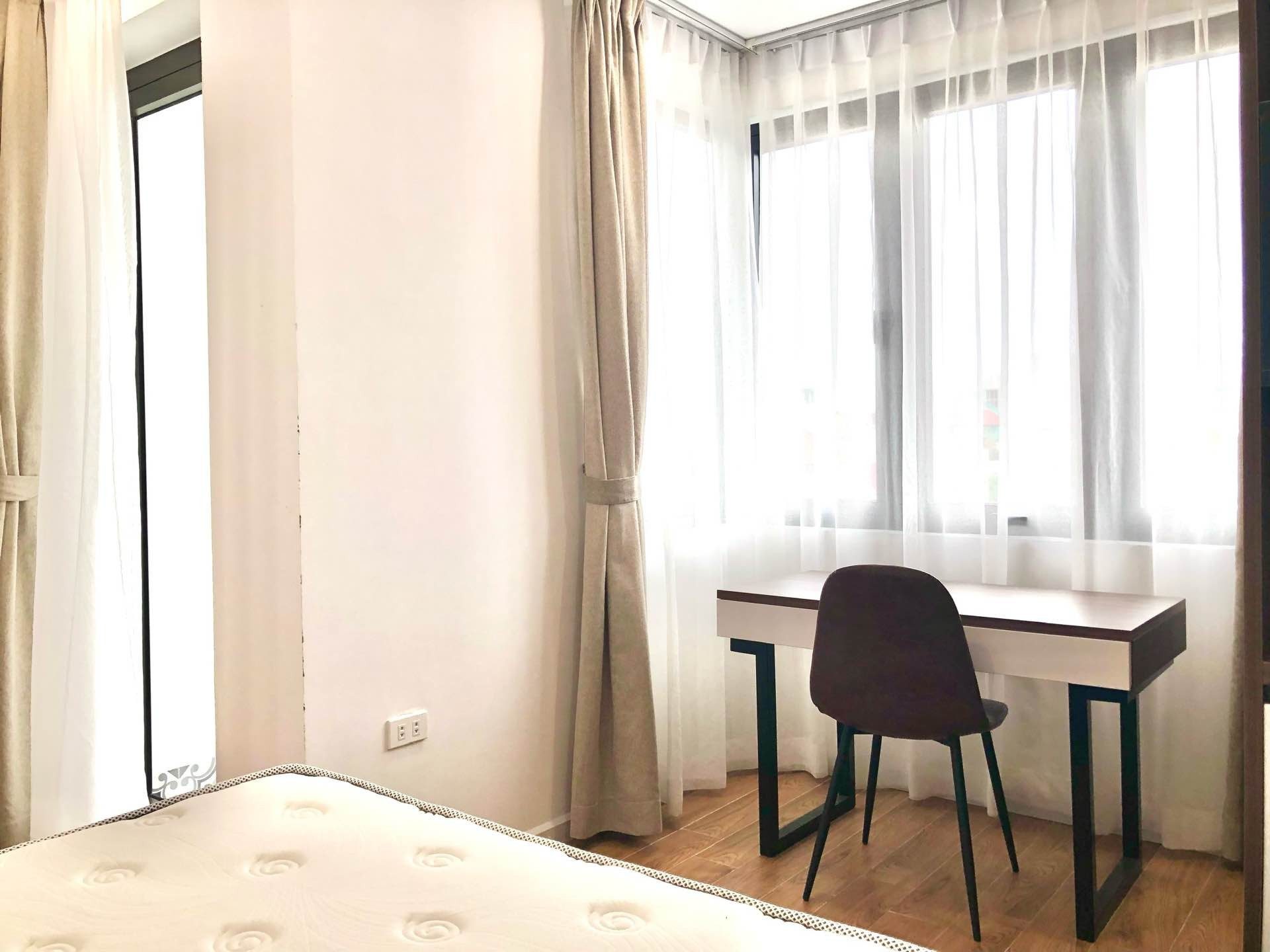 Nhà Apartment MẶT PHỐ giá Trong Ngõ, TÂY HỒ, 160m2x10T, giá 54 tỷ.