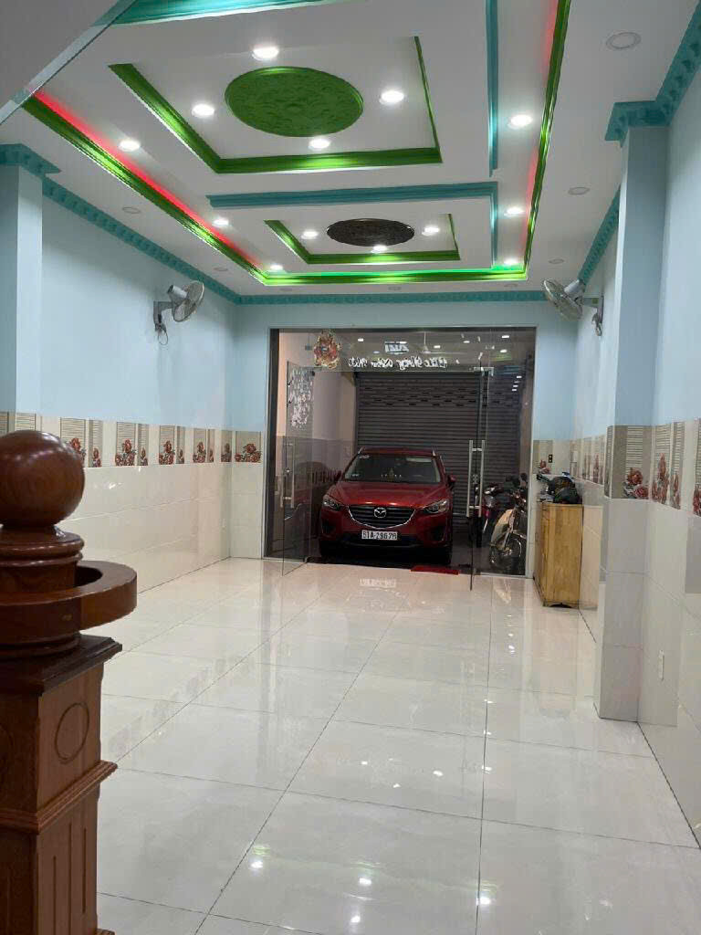 Mặt tiền KD Gò Dưa ngay Vành Đai 2, Nhà 4 tầng, gần 150m2, giá 13,5 tỷ