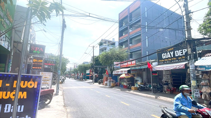 Ngộp Bank Bán Gấp Mặt Tiền KD Đỉnh Ngay Chợ Tam Bình Gò Dưa Thủ Đức 1270m2, cho thuê 120tr/th Chỉ 92 tỷ.
